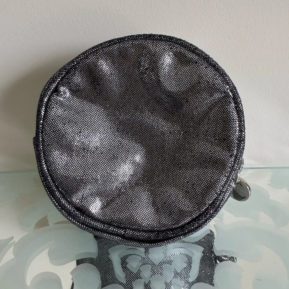 White House Black Market Metallic Silver Cosmetic Case Jewelry…